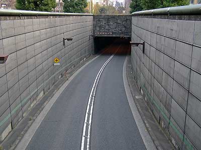 赤羽台トンネル