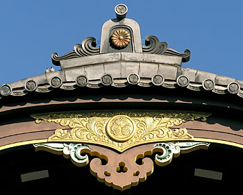 三つ葉葵の寺紋