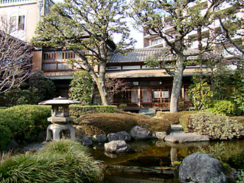 日本邸