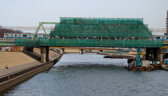 ＪＲ東北本線の橋梁の塗装工事